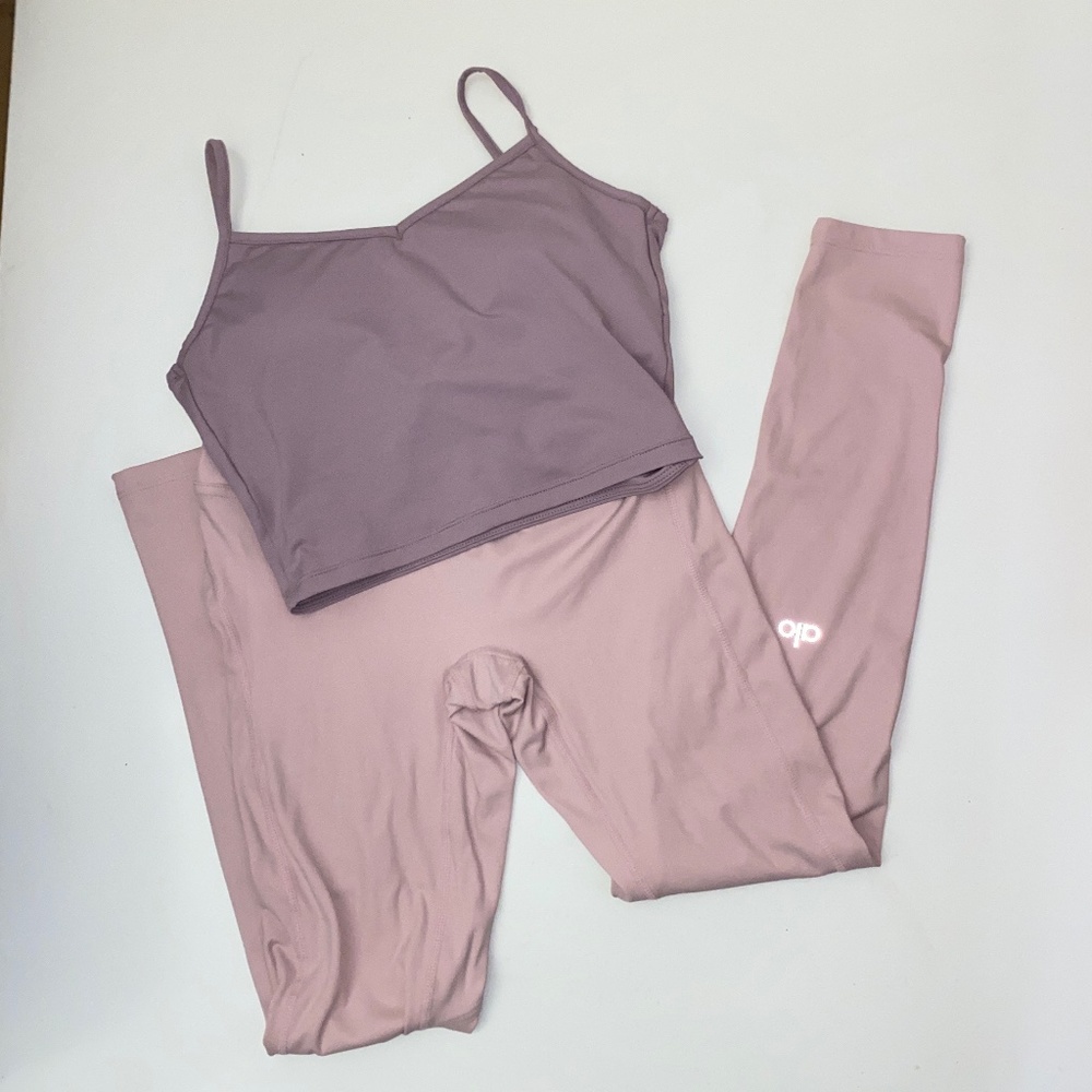 Pink Alo yoga set size Small